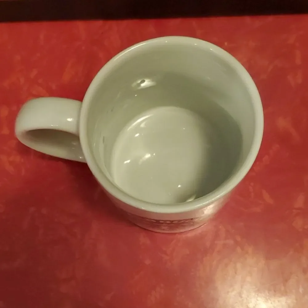 Starbucks this logo